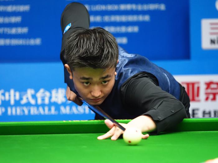 首盘比赛中 首盘比赛中